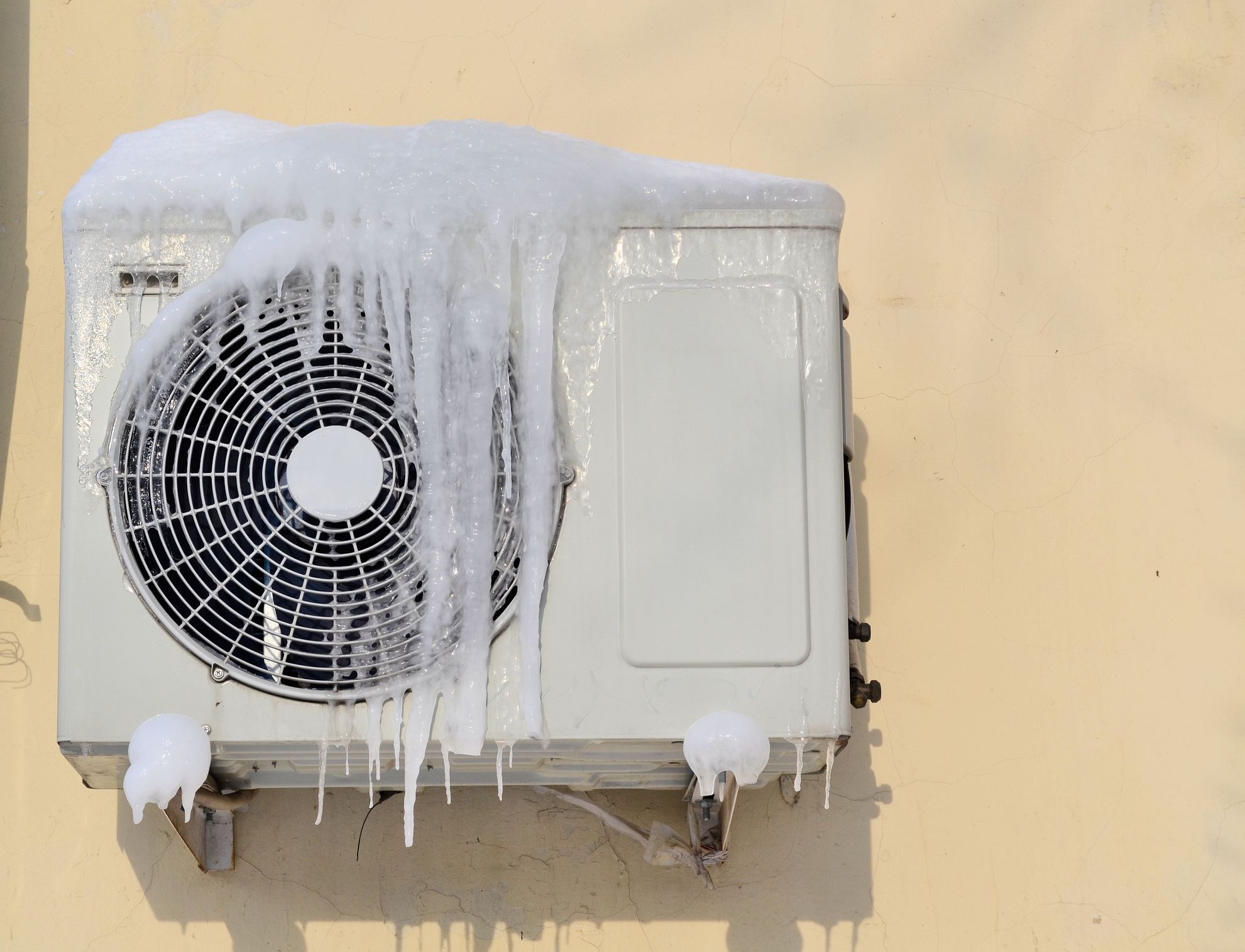 Mini split heat pump with ice